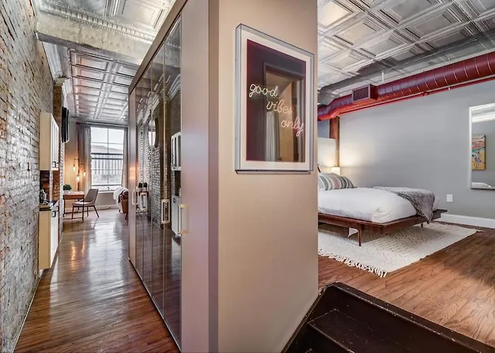 Good Vibes Loft - Dt Cle Walk To All The Stadiums